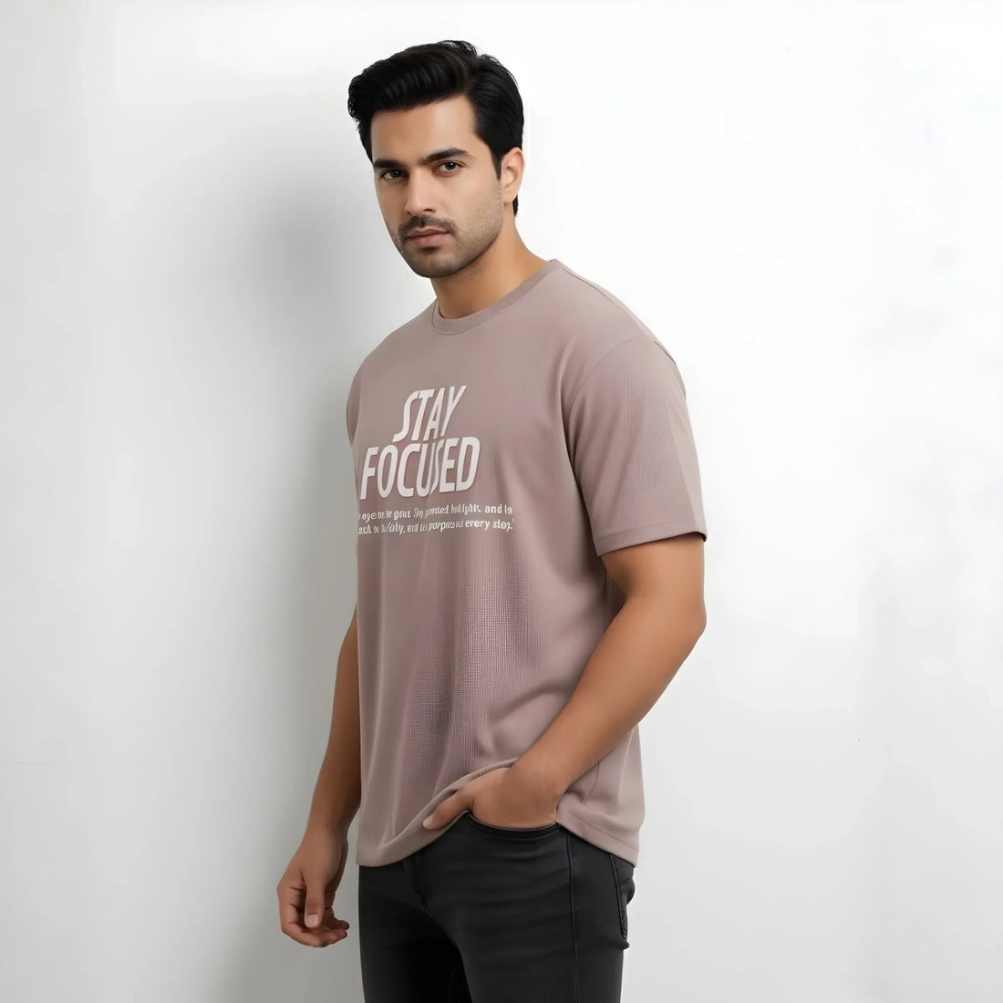 "Stay Focused" Regular Tee - Cornus Fashion