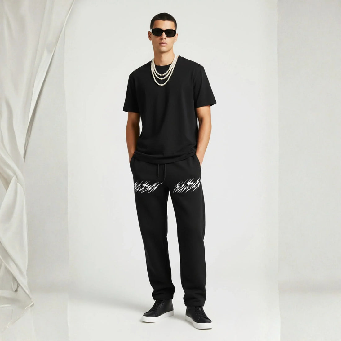Graphic Black Sweatpant - Cornus Fashion